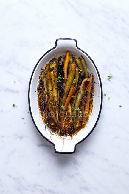 Roasted carrots close-up view — Stock Photo