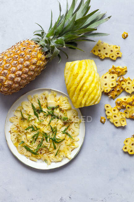 Ananas-Carpaccio aus nächster Nähe — Stockfoto