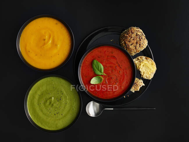 Three different colored cream soups — Foto stock