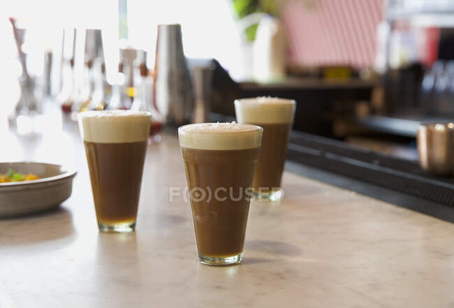 Chai-tini sul bar vista da vicino — Foto stock
