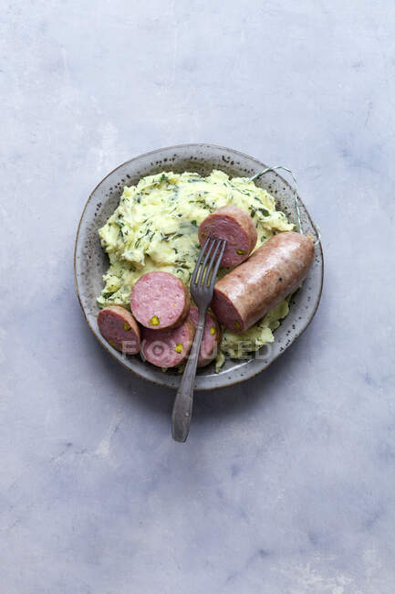 Lyon sausage with mashed potatoes — Stock Photo