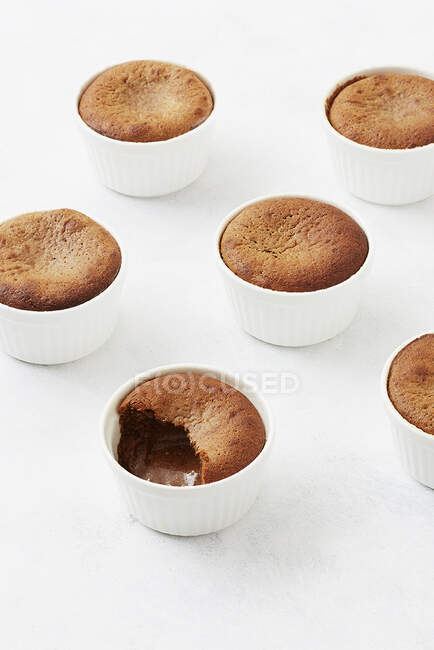 Chocolate fondant pudding with a liquid core — Stock Photo