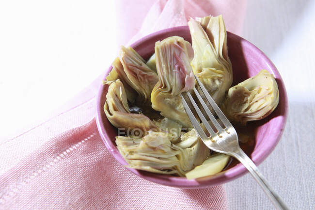 Plate with tasty pasta on white background — Stock Photo