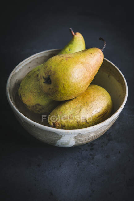 Pears in a Bowl — Stock Photo