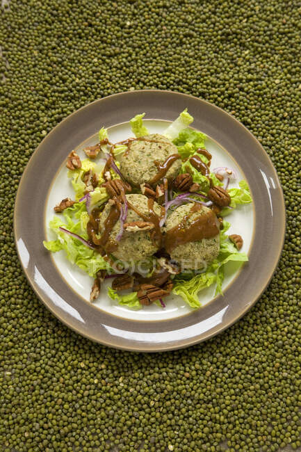 Mung bean falafel background of mung beans — Stock Photo