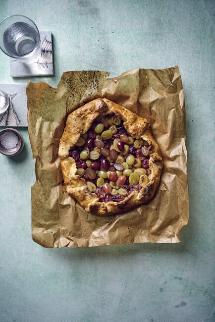 Grape galette close-up view — Stock Photo
