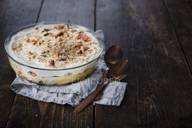 Lemon Curd Biscuit Triffle — Stock Photo