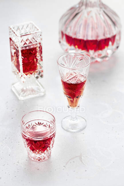 Raspberry liqueur close-up view — Foto stock