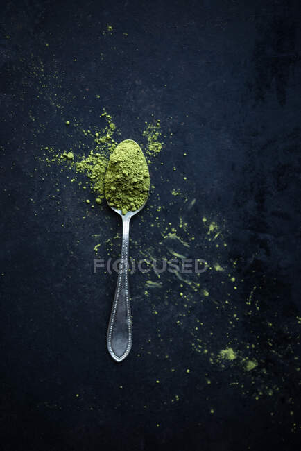 A spoon with ground matcha tea — Stock Photo