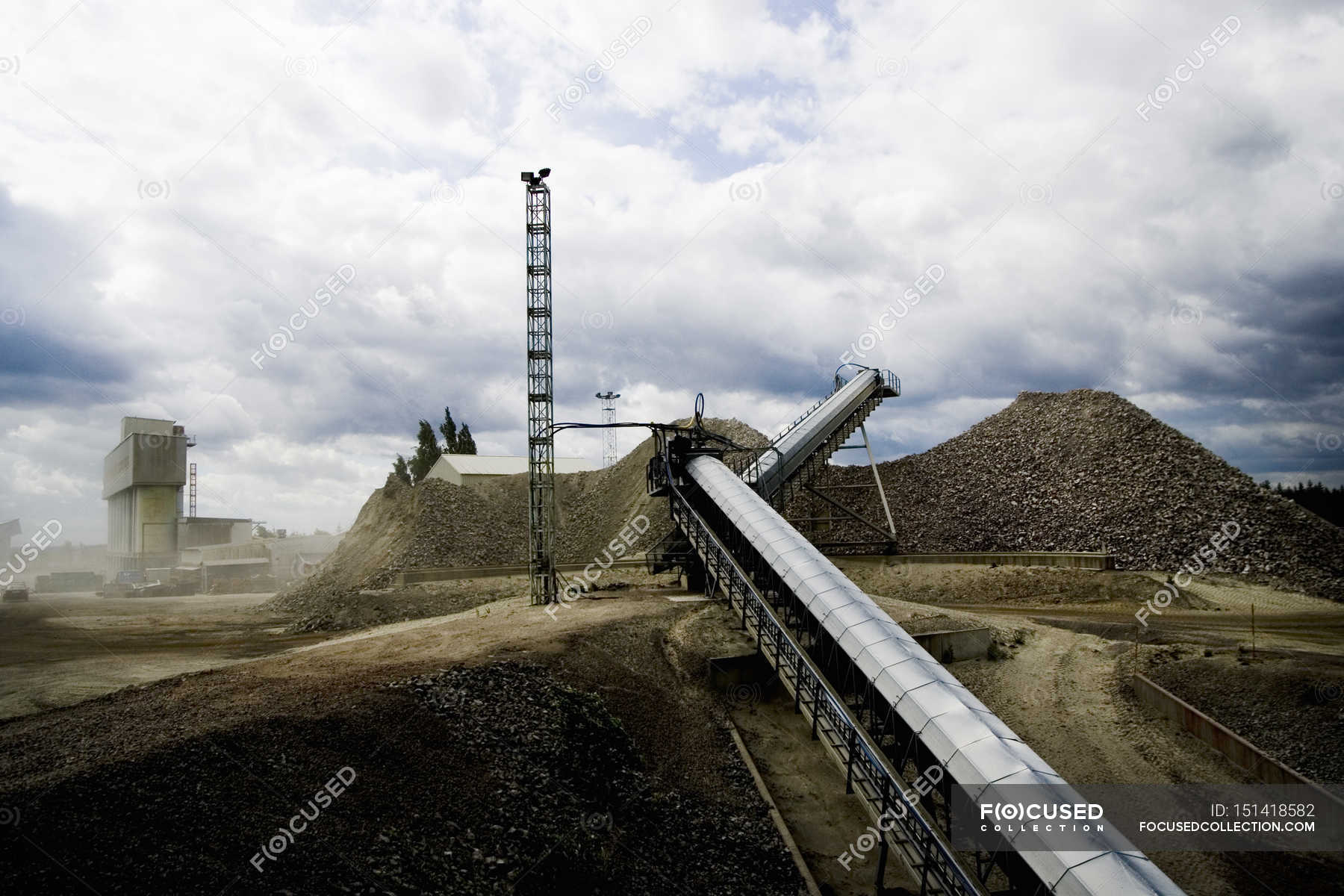 Conveyor belt at quarry — no people, service - Stock Photo | #151418582