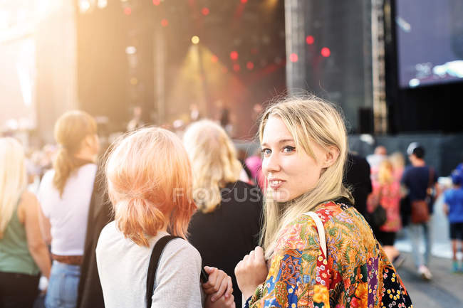 Smiling woman looking away — Stock Photo