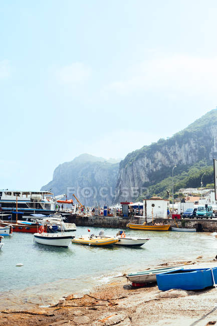 Boats in water moored — Stock Photo