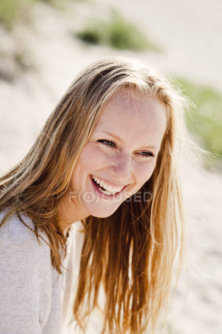 Cheerful beautiful woman — Stock Photo