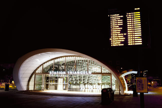 Illuminated subway station — Stock Photo