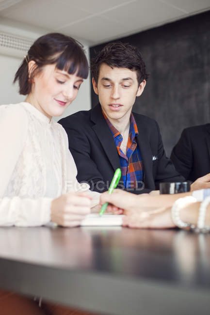 Business people discussing — Stock Photo