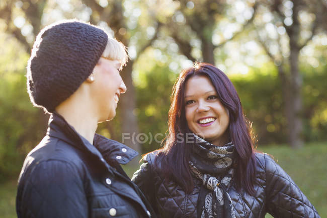 Cheerful young female friends — Stock Photo