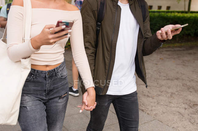 Couple playing  reality game — Stock Photo