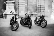 Motorbikes parked in row — Stock Photo