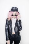 Woman with pink hair looking sideway — Stock Photo