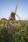 Old drainage pump windmill — Stock Photo