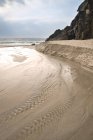 Porthcurno, жовтий пісок пляжу — стокове фото