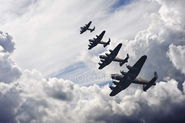 Formación de vuelo de Batalla de Gran Bretaña - foto de stock