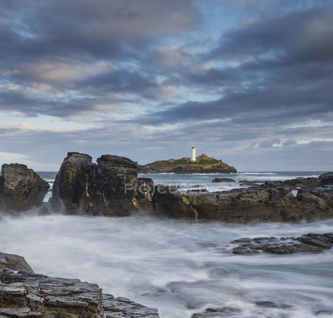 Landscape of Godrevy lighthouse on Cornwall coastline — Stock Photo