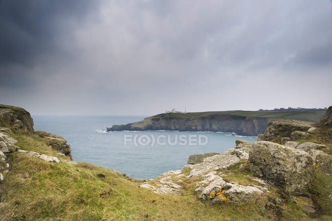 Lizard Point and lighthouse — Stock Photo