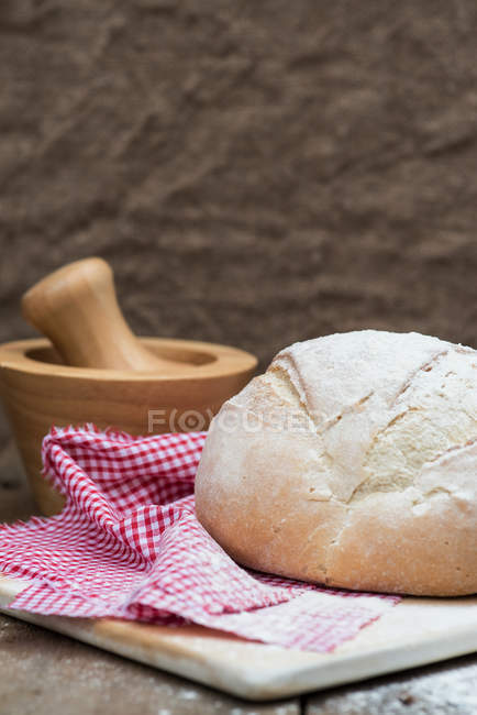 Pain au pain fraîchement cuit — Photo de stock