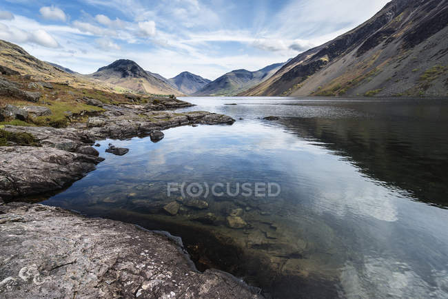 Wast Water and Lake District Peaks — Stock Photo