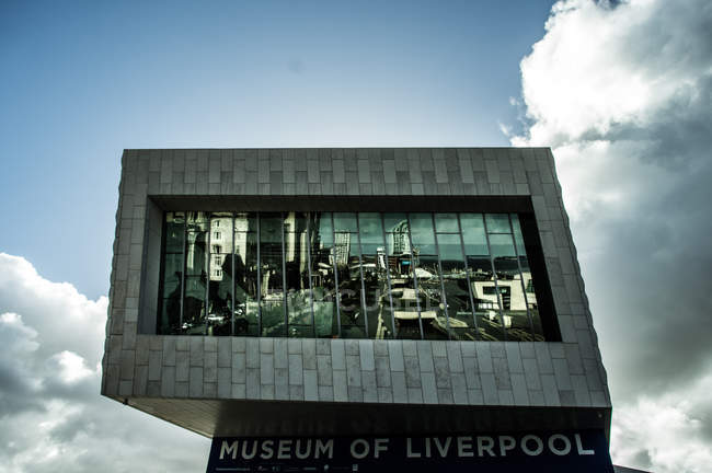 Arquitectura moderna de Liverpool - foto de stock