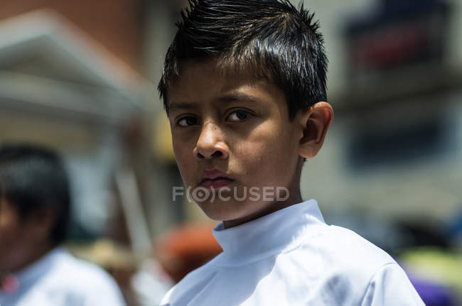 Молодий хлопчик духового оркестру — стокове фото