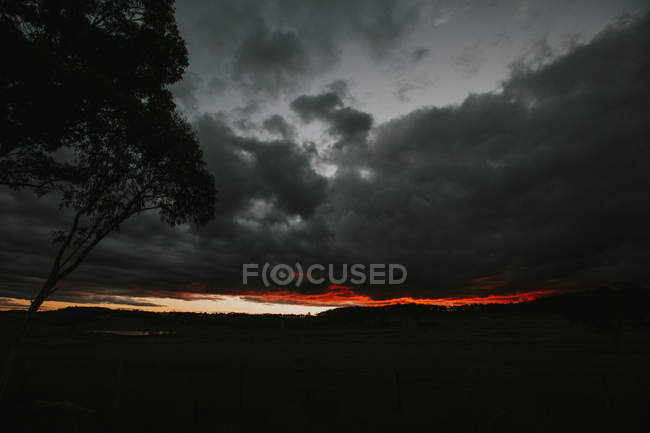 Red sunset over Blue Mountains — Stock Photo