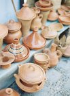 Pottery on display on steps — Stock Photo