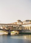 Puente Ponte Vecchio en Florencia - foto de stock