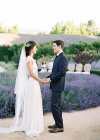 Bräutigam Braut gibt Eheversprechen — Stockfoto
