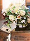 Belo arranjo floral — Fotografia de Stock
