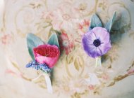 Свіжі квіткові Бутоньєрки — стокове фото