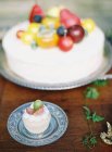 Cakes decorated with fresh fruits — Stock Photo