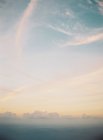 Красивое небо на закате — стоковое фото