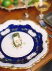 Wedding ring in silk velvet box — Stock Photo