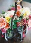 Bel arrangement floral — Photo de stock