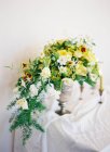 Букет свежих срезанных цветов — стоковое фото