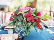 Wedding floral arrangements — Stock Photo