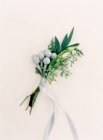 Boutonniere floral fresco - foto de stock