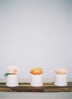 Wedding cakes decorated with flowers — Stock Photo