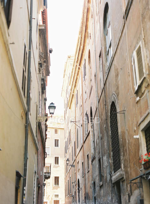 Vieille rue étroite — Photo de stock