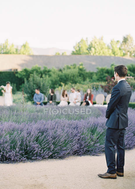 Groom waiting for bride — Stock Photo