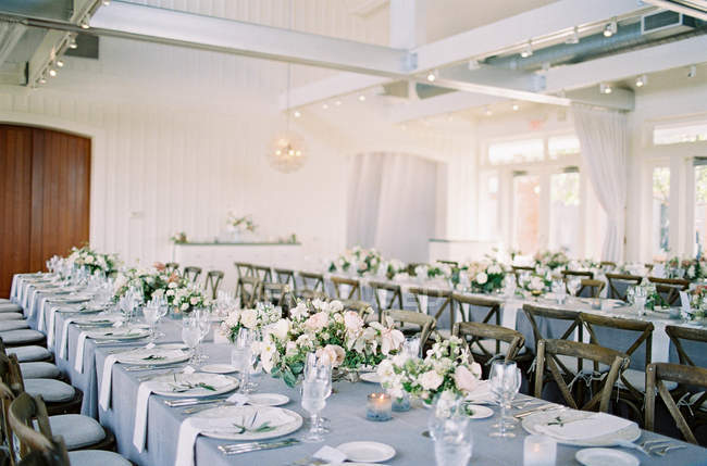 Wedding setting tables — Stock Photo