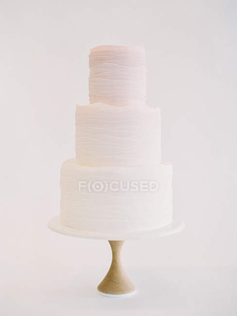 Весільний торт з шарами глазурування — стокове фото